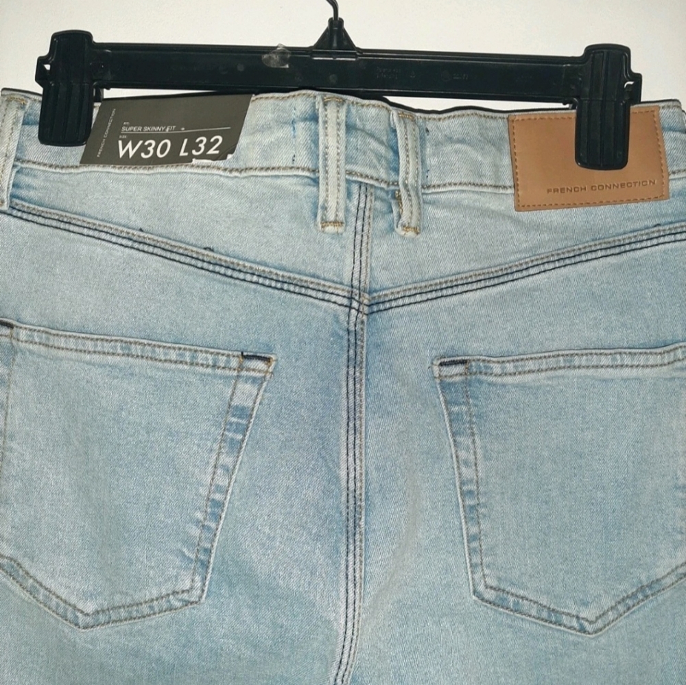 French Connection Mens Light Wash Blue Jeans, 30x32